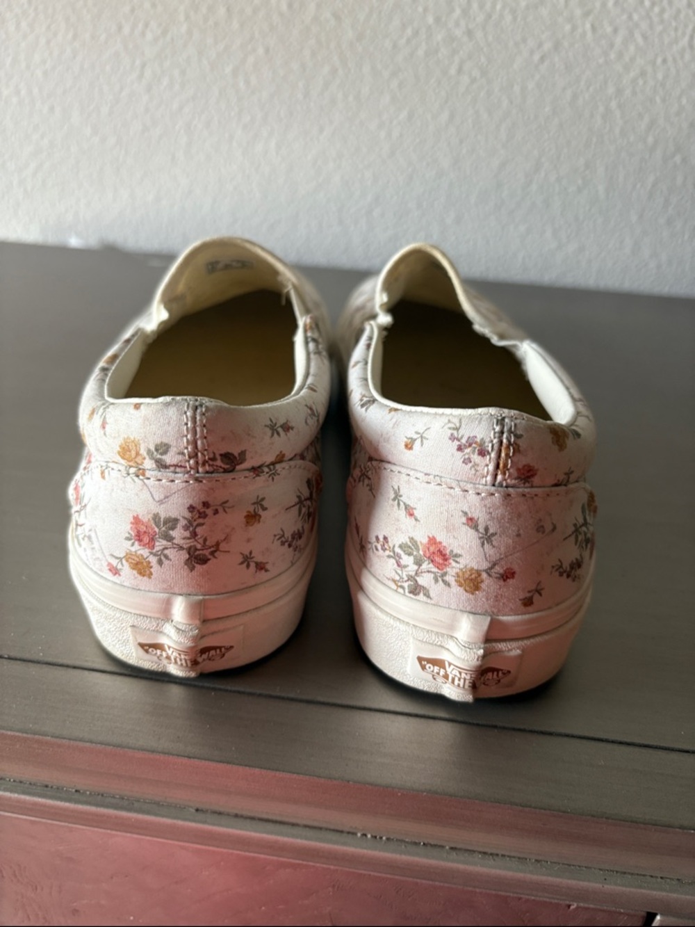Vans White Floral Slip-On Shoes - Picture 5 of 5